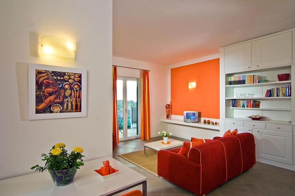 Le Capannelle Aparthotel SantʼAgata sui Due Golfi Εξωτερικό φωτογραφία
