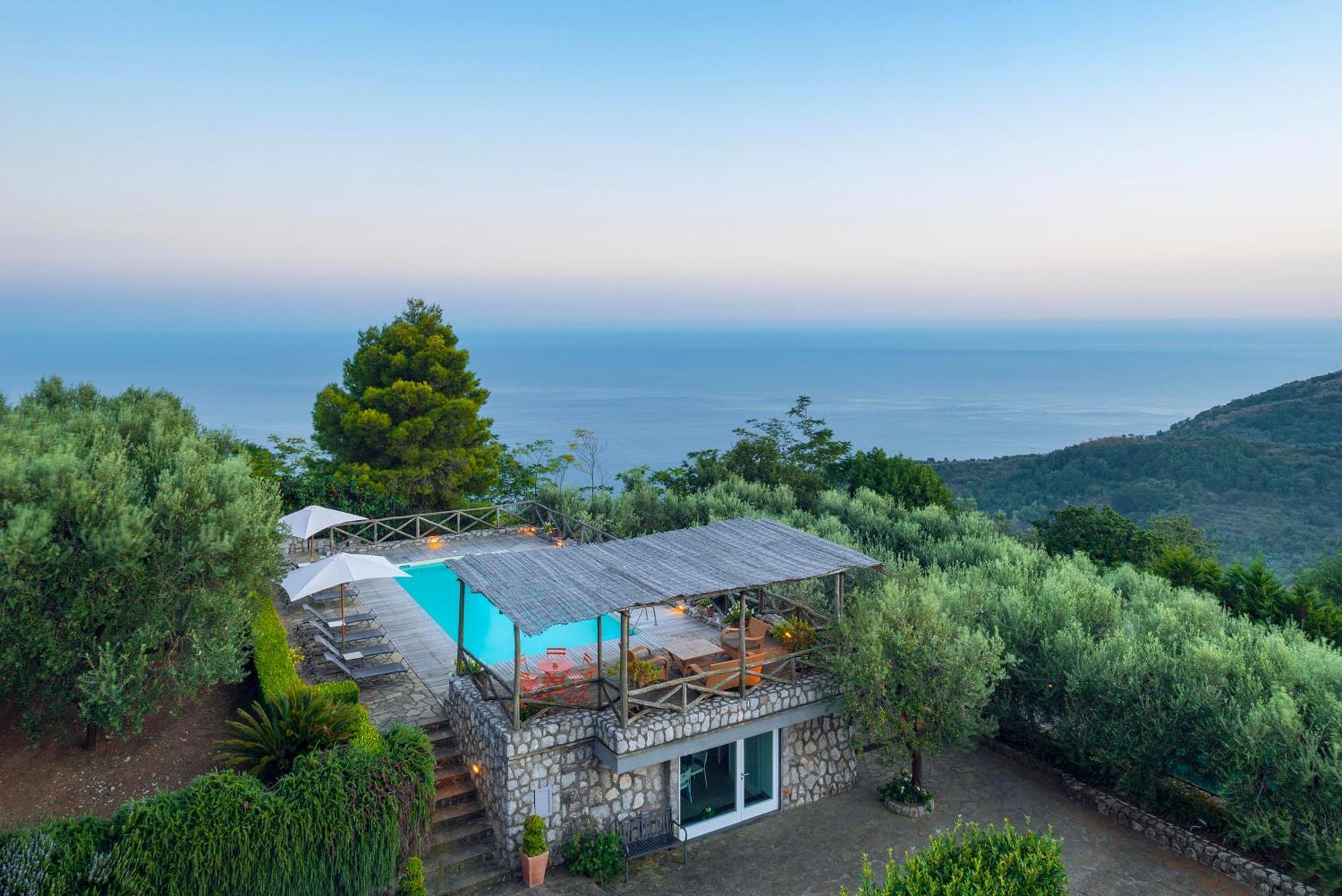 Le Capannelle Aparthotel SantʼAgata sui Due Golfi Εξωτερικό φωτογραφία