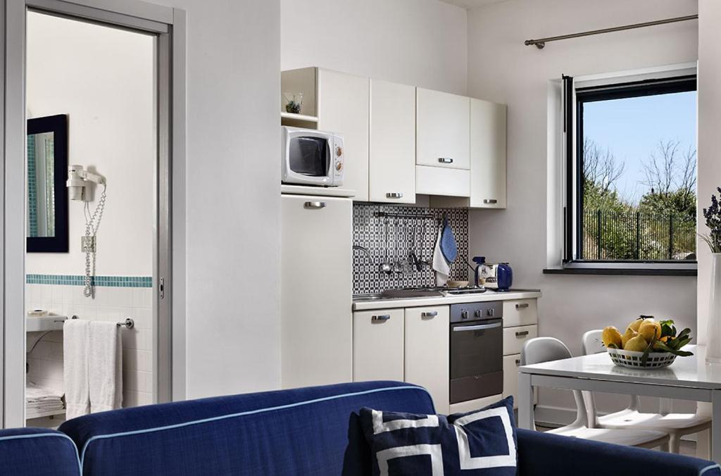 Le Capannelle Aparthotel SantʼAgata sui Due Golfi Εξωτερικό φωτογραφία