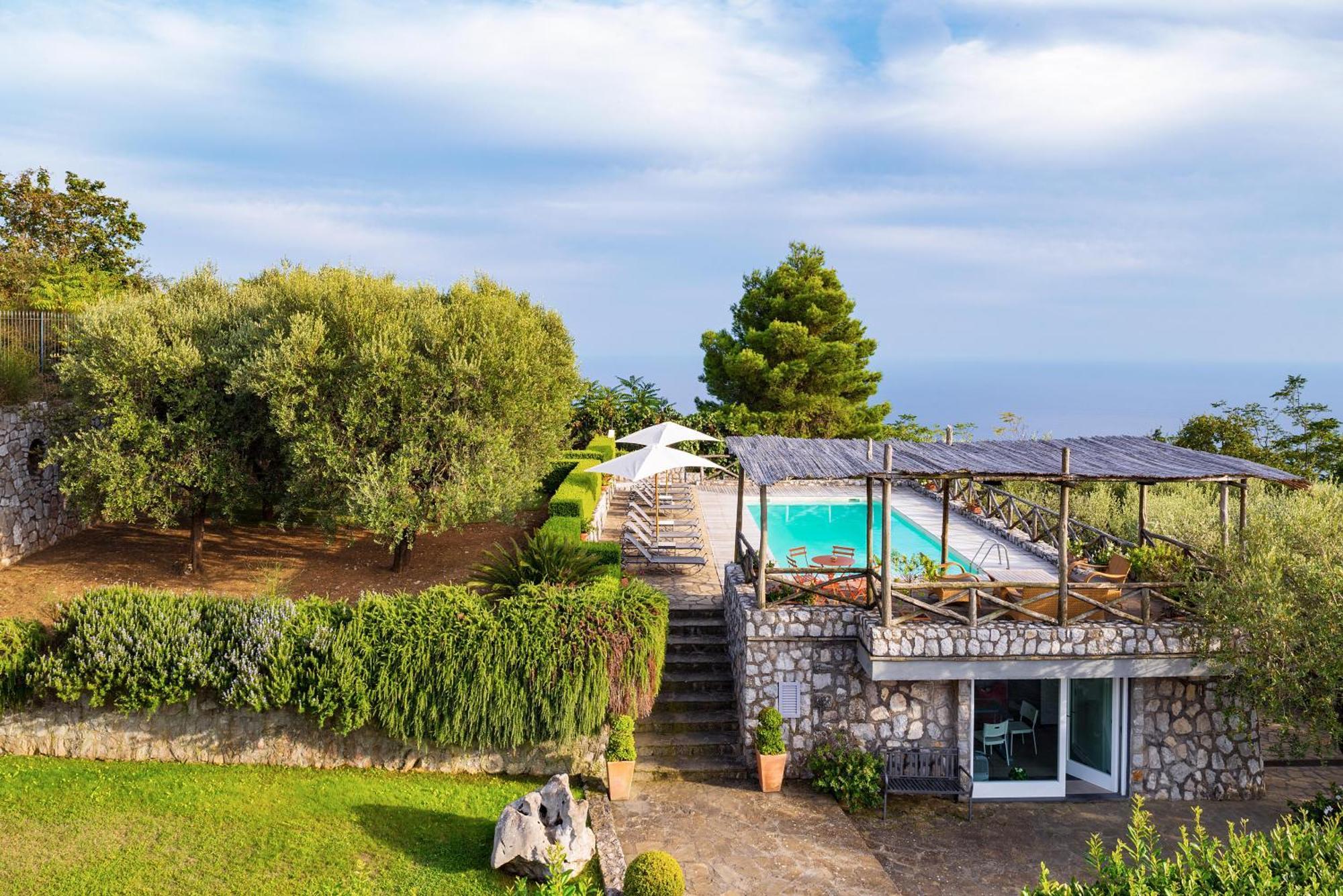 Le Capannelle Aparthotel SantʼAgata sui Due Golfi Εξωτερικό φωτογραφία